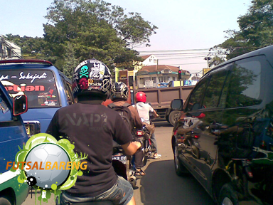Perempatan Sukajadi selepas Jalan Cemara.